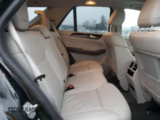 2015 Mercedes-Benz M 350 z VIN 4JGDA5HB9FA571227, wystawiony jako Copart lot #71989152 z przebiegiem 99 619 mil mil oraz . Historia ofert i sprzedaży dostępna na DreamBid. Obrazek 11.