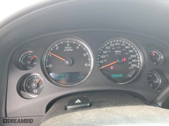 2013 GMC Yukon XL SLT with VIN 1GKS2KE78DR209660, listed as a Copart auction lot 50790385 with 168,029 mi miles and Salvage Title. Bid and sale history available at carsss.com. Image 9.