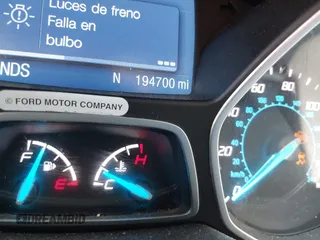 2015 Ford Escape SE с VIN 1FMCU0G93FUB38571, выставлен на аукционе IAAI как лот 42494932 с пробегом 194 700 миль миль и . История ставок и продаж доступна на DreamBid. Изображение 7.