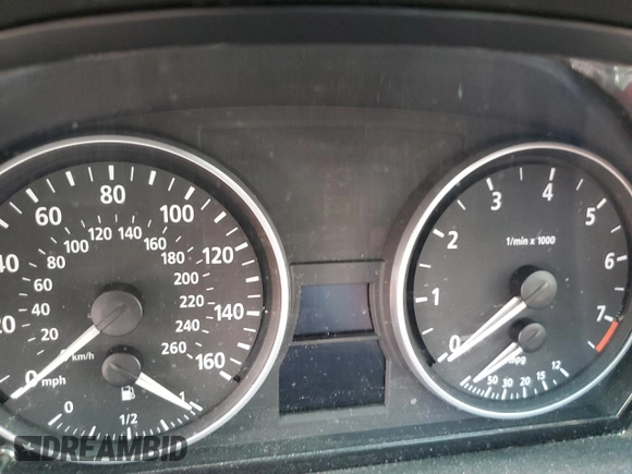 2006 BMW 3 Series 330xi with VIN WBAVD33556KV67236, listed as a Copart auction lot 42151415 with 0 mi miles and Salvage Title. Bid and sale history available at carsss.com. Image 9.