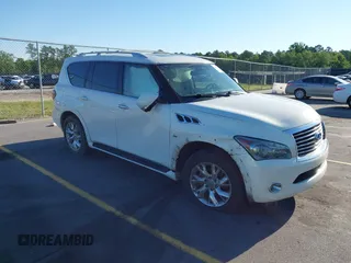 2014 Infiniti QX80 z VIN JN8AZ2NF3E9553722, wystawiony jako IAAI lot #42321064 z przebiegiem 227 696 mil mil oraz . Historia ofert i sprzedaży dostępna na DreamBid. Obrazek 1.