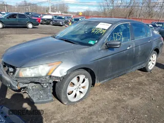 2009 Honda Accord EX-L z VIN 1HGCP26809A040864, wystawiony jako IAAI lot #41491259 z przebiegiem 146 769 mil mil oraz . Historia ofert i sprzedaży dostępna na DreamBid. Obrazek 2.