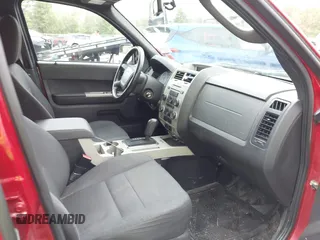 2011 Ford Escape XLT с VIN 1FMCU9DG9BKA30856, выставлен на аукционе IAAI как лот 42220342 с пробегом 126 309 миль миль и . История ставок и продаж доступна на DreamBid. Изображение 5.