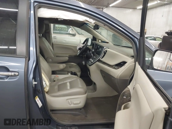 2016 Toyota Sienna XLE with VIN 5TDYK3DC3GS747411, listed as a IAAI auction lot 42289072 with 184,546 mi miles and . Bid and sale history available at DreamBid. Image 5.