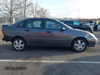 2004 Ford Focus ZTS with VIN 1FAFP38Z74W160198, listed as a IAAI auction lot 41880264 with 159,391 mi miles and . Bid and sale history available at carsss.com. Image 13.