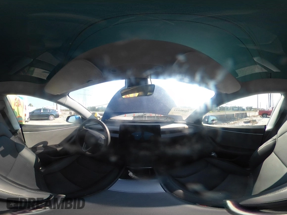 2024 Tesla Model 3 z VIN 5YJ3E1EA4RF751347, wystawiony jako IAAI lot #42185531 z przebiegiem 9 328 mil mil oraz . Historia ofert i sprzedaży dostępna na DreamBid. Obrazek 21.
