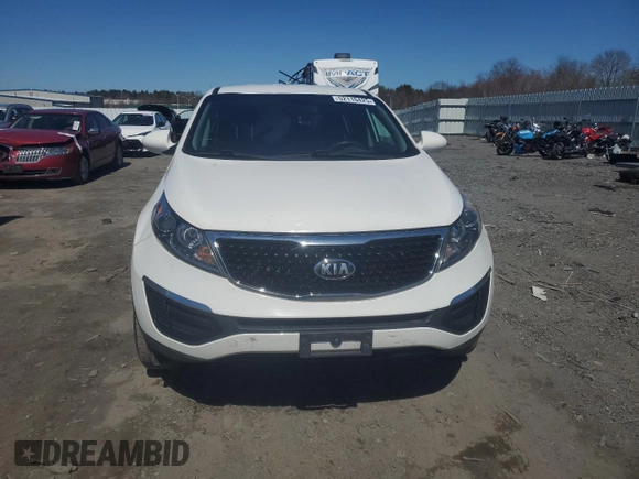 2016 Kia Sportage LX with VIN KNDPBCAC9G7870477, listed as a Copart auction lot 52110425 with 137,028 mi miles and Salvage Title. Bid and sale history available at carsss.com. Image 5.