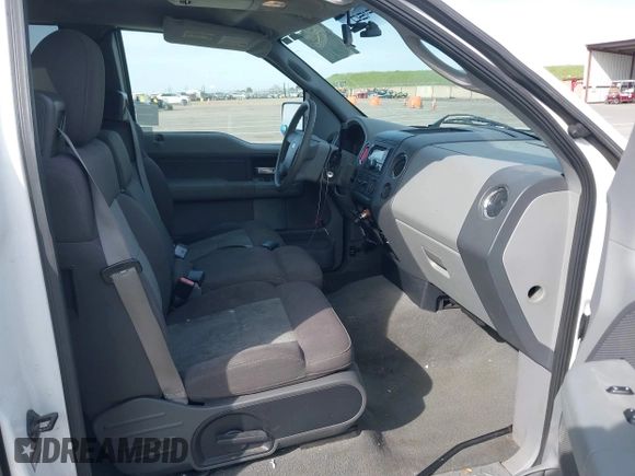 2006 Ford F-150 STX with VIN 1FTRX12W96KA83287, listed as a IAAI auction lot 41762440 with 235,373 mi miles. Bid and sale history available at carsss.com. Image 5.