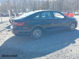 2021 Volkswagen Jetta S with VIN 3VWC57BU6MM041644, listed as a IAAI auction lot 41543321 with 92,565 mi miles. Bid and sale history available at carsss.com. Image 4.