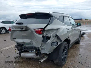 2021 Chevrolet Blazer LT z VIN 3GNKBCRS4MS563177, wystawiony jako IAAI lot #42162177 z przebiegiem 43 201 mil mil oraz . Historia ofert i sprzedaży dostępna na DreamBid. Obrazek 4.
