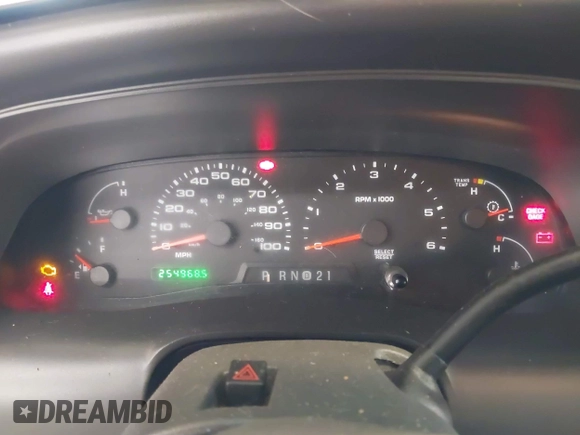 2002 Ford Excursion XLT with VIN 1FMNU41SX2EB16776, listed as a IAAI auction lot 42126900 with 254,968 mi miles and . Bid and sale history available at DreamBid. Image 7.