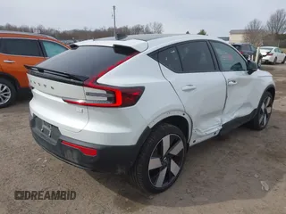 2023 Volvo C40 Recharge Pure Electric Ultimate with VIN YV4ED3GM1P2056366, listed as a IAAI auction lot 41748881 with 18,462 mi miles. Bid and sale history available at carsss.com. Image 4.