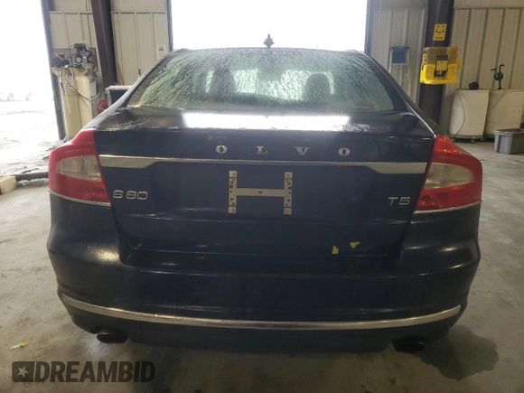 2015 Volvo S80 T5 Drive-E z VIN YV140MAK7F1186187, wystawiony jako Copart lot #48611813 z przebiegiem 108 089 mil mil oraz . Historia ofert i sprzedaży dostępna na DreamBid. Obrazek 6.
