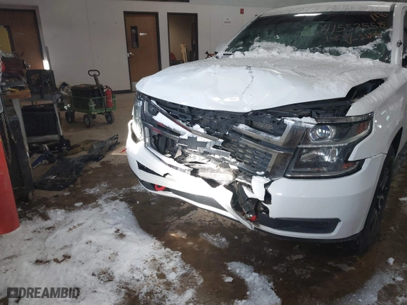 2015 Chevrolet Tahoe Commercial with VIN 1GNSK2EC8FR722684, listed as a IAAI auction lot 41553558 with 119,434 mi miles. Bid and sale history available at carsss.com. Image 6.