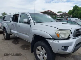 2013 Toyota Tacoma with VIN 3TMMU4FN1DM055477, listed as a IAAI auction lot 42306479 with 191,792 mi miles and . Bid and sale history available at DreamBid. Image 17.