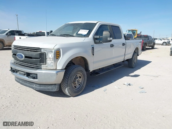 2019 Ford Super Duty F-250 SRW XL with VIN 1FT7W2B69KEC99875, listed as a IAAI auction lot 41675684 with 190,634 mi miles. Bid and sale history available at carsss.com. Image 17.