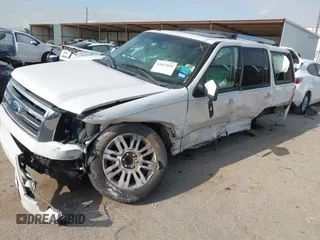 2011 Ford Expedition Limited z VIN 1FMJU1K55BEF47564, wystawiony jako IAAI lot #42032895 z przebiegiem Nie podano mil oraz . Historia ofert i sprzedaży dostępna na DreamBid. Obrazek 2.