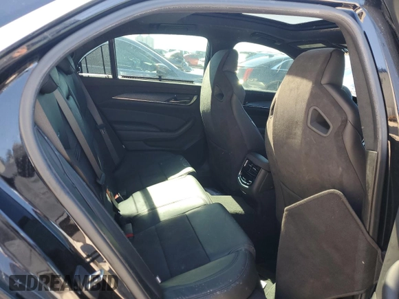2017 Cadillac CTS-V z VIN 1G6A15S69H0171280, wystawiony jako Copart lot #48959565 z przebiegiem Nie podano mil oraz Nie do naprawy. Historia ofert i sprzedaży dostępna na DreamBid. Obrazek 10.