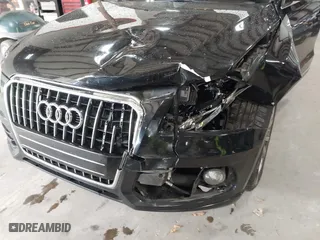 2013 Audi Q5 Premium with VIN WA1CFAFP1DA008107, listed as a IAAI auction lot 40847282 with 168,183 mi miles. Bid and sale history available at carsss.com. Image 6.