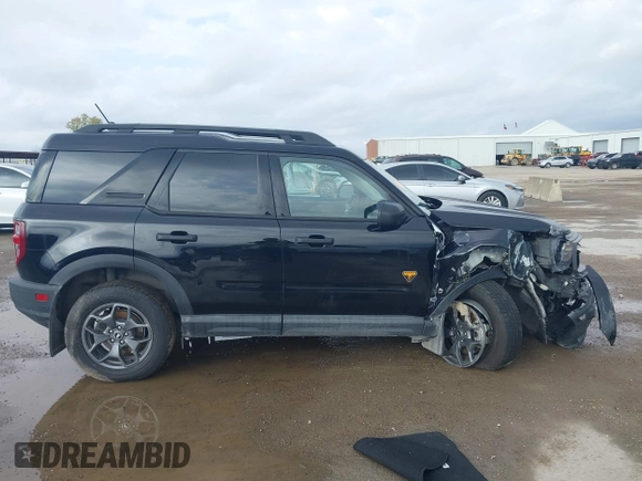 2021 Ford Bronco Sport Badlands z VIN 3FMCR9D96MRA42819, wystawiony jako IAAI lot #41000673 z przebiegiem 58 831 mil mil oraz . Historia ofert i sprzedaży dostępna na DreamBid. Obrazek 12.