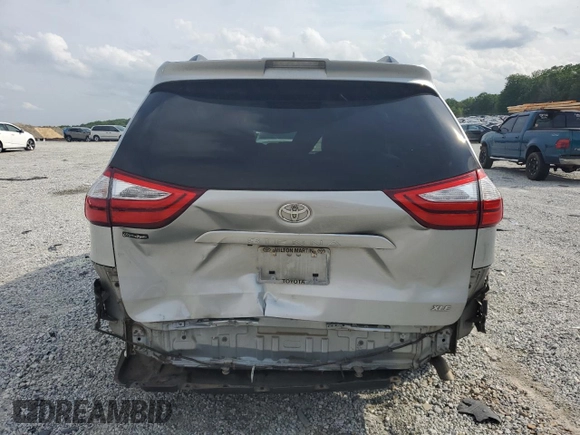 2019 Toyota Sienna XLE Auto Access Seat с VIN 5TDYZ3DC5KS019707, выставлен на аукционе Copart как лот 54590695 с пробегом 114 754 миль миль и Списание • Salvage title. История ставок и продаж доступна на DreamBid. Изображение 6.