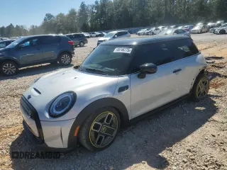 2023 MINI Hardtop Cooper SE with VIN WMW13DJ06P2S79659, listed as a Copart auction lot 49746775 with 41,559 mi miles and Salvage title. Bid and sale history available at DreamBid. Image 1.