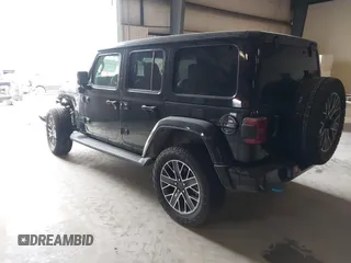 2024 Jeep Wrangler High Altitude z VIN 1C4RJXU68RW176137, wystawiony jako IAAI lot #41326725 z przebiegiem Nie podano mil oraz . Historia ofert i sprzedaży dostępna na DreamBid. Obrazek 3.