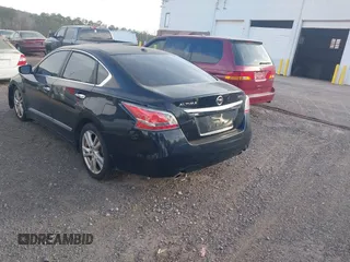 2015 Nissan Altima SL z VIN 1N4BL3AP5FC181624, wystawiony jako IAAI lot #41638335 z przebiegiem 104 396 mil mil oraz . Historia ofert i sprzedaży dostępna na DreamBid. Obrazek 3.