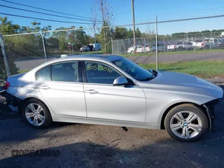 2017 BMW 3 Series 330i with VIN WBA8B9G30HNU57209, listed as a IAAI auction lot 40523376 with 94,338 mi miles. Bid and sale history available at carsss.com. Image 13.