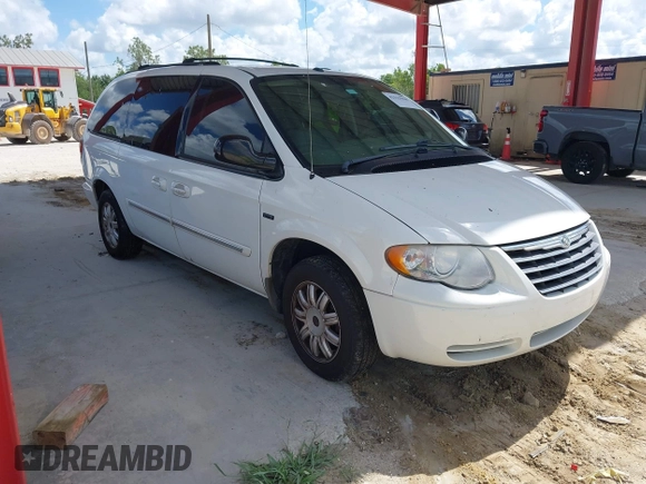 2007 Chrysler Town & Country Touring z VIN 2A4GP54L47R274792, wystawiony jako IAAI lot #42523960 z przebiegiem 69 081 mil mil oraz . Historia ofert i sprzedaży dostępna na DreamBid. Obrazek 1.