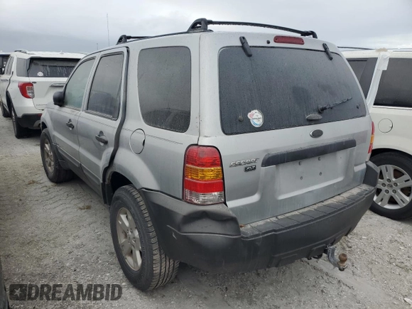 2005 Ford Escape XLT with VIN 1FMYU03135DA00081, listed as a Copart auction lot 74485414 with 0 mi miles and Salvage Title. Bid and sale history available at carsss.com. Image 2.