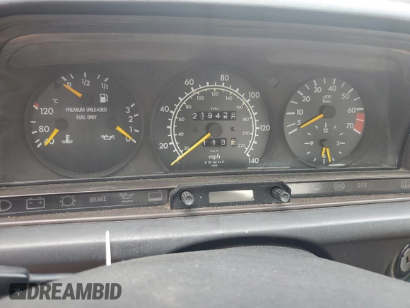 1993 Mercedes-Benz 190 z VIN WDBDA29D1PG074415, wystawiony jako Copart lot #51626555 z przebiegiem 219 450 mil mil oraz Tytuł czysty. Historia ofert i sprzedaży dostępna na DreamBid. Obrazek 9.