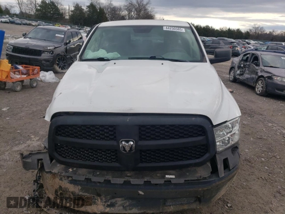 2019 Ram 1500 Classic Express with VIN 1C6RR6FT1KS722884, listed as a Copart auction lot 44250585 with 61,857 mi miles and Salvage Title. Bid and sale history available at carsss.com. Image 5.