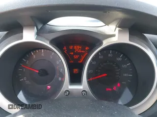 2014 Nissan Juke S with VIN JN8AF5MR1ET354919, listed as a IAAI auction lot 41663488 with 121,694 mi miles. Bid and sale history available at carsss.com. Image 7.