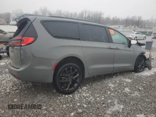2023 Chrysler Pacifica Touring L with VIN 2C4RC1BG1PR516608, listed as a Copart auction lot 43554715 with Not provided miles and Salvage title. Bid and sale history available at DreamBid. Image 3.