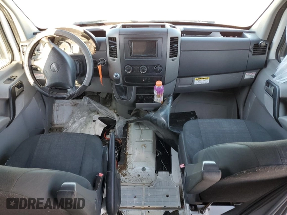2015 Freightliner Sprinter with VIN WDYPE8CC8F5998841, listed as a Copart auction lot 89322525 with Not Provided miles and Salvage Title. Bid and sale history available at DreamBid. Image 8.
