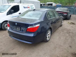 2006 BMW 5 Series 525i with VIN WBANE53536CK91416, listed as a IAAI auction lot 42076035 with 221,239 mi miles. Bid and sale history available at carsss.com. Image 4.