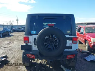 2017 Jeep Wrangler Unlimited Sahara with VIN 1C4BJWEG2HL552382, listed as a IAAI auction lot 41631092 with 96,097 mi miles and . Bid and sale history available at DreamBid. Image 17.