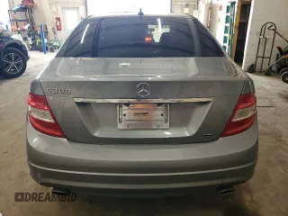2009 Mercedes-Benz C 300 Sport with VIN WDDGF54X19F210169, listed as a Copart auction lot 61341655 with 190,275 mi miles and Salvage title. Bid and sale history available at DreamBid. Image 6.