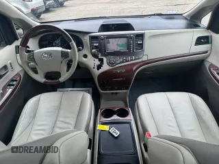 2013 Toyota Sienna XLE с VIN 5TDDK3DC3DS058382, выставлен на аукционе Copart как лот 61403895 с пробегом 276 065 миль миль и Чистый • Clean title. История ставок и продаж доступна на DreamBid. Изображение 9.
