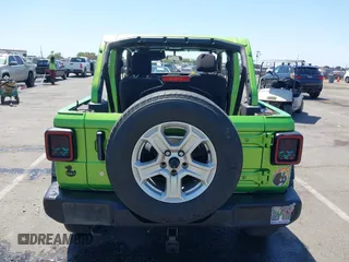 2019 Jeep Wrangler Unlimited Sport S с VIN 1C4HJXDN0KW670114, выставлен на аукционе IAAI как лот 42371823 с пробегом Не указан миль и . История ставок и продаж доступна на DreamBid. Изображение 15.
