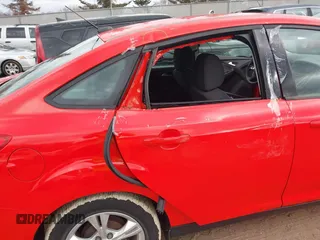 2013 Ford Focus SE with VIN 1FADP3F22DL130976, listed as a IAAI auction lot 41683480 with 112,166 mi miles. Bid and sale history available at carsss.com. Image 6.