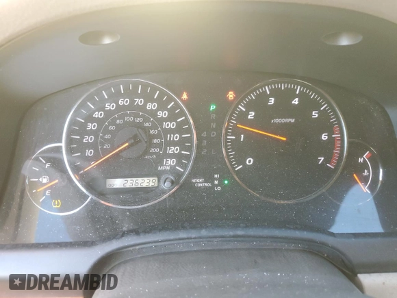 2006 Lexus GX 470 with VIN JTJBT20X160125409, listed as a Copart auction lot 72568254 with 236,239 mi miles and Clean Title. Bid and sale history available at DreamBid. Image 9.