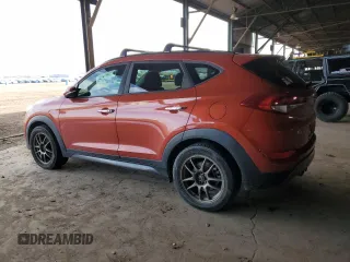 2016 Hyundai Tucson Limited z VIN KM8J33A25GU180703, wystawiony jako Copart lot #51739495 z przebiegiem 104 221 mil mil oraz Czysty tytuł • Clean title. Historia ofert i sprzedaży dostępna na DreamBid. Obrazek 2.