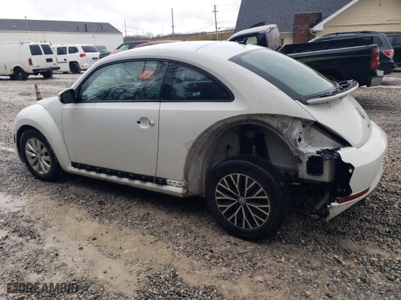2019 Volkswagen Beetle S with VIN 3VWFD7AT7KM705617, listed as a Copart auction lot 84295424 with 121,200 mi miles and Clean Title. Bid and sale history available at carsss.com. Image 2.