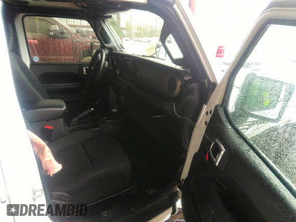 2021 Jeep Wrangler Unlimited Willys with VIN 1C4HJXDN6MW616741, listed as a IAAI auction lot 42009965 with 38,451 mi miles and . Bid and sale history available at DreamBid. Image 5.
