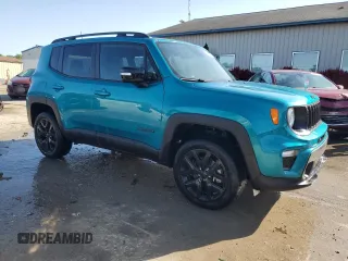 2022 Jeep Renegade Altitude z VIN ZACNJDE19NPN77457, wystawiony jako Copart lot #57131535 z przebiegiem 21 063 mil mil oraz Szkoda całkowita • Salvage title. Historia ofert i sprzedaży dostępna na DreamBid. Obrazek 4.