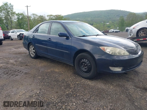 2005 Toyota Camry LE with VIN 4T1BF30K15U086182, listed as a IAAI auction lot 42204900 with 139,684 mi miles and . Bid and sale history available at DreamBid. Image 1.