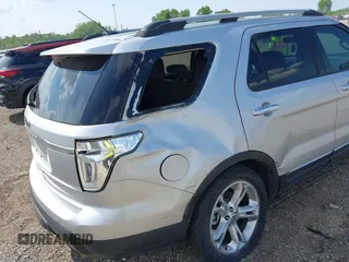 2011 Ford Explorer Limited z VIN 1FMHK7F84BGA43037, wystawiony jako IAAI lot #42221869 z przebiegiem 172 664 mil mil oraz . Historia ofert i sprzedaży dostępna na DreamBid. Obrazek 12.