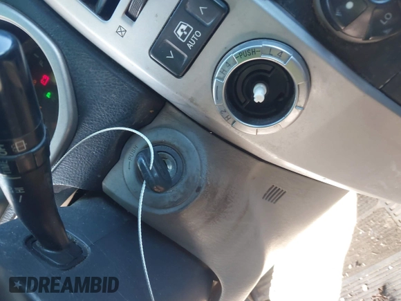 2004 Toyota 4Runner SR5 with VIN JTEBU14R440050428, listed as a IAAI auction lot 41543436 with 270,631 mi miles and . Bid and sale history available at DreamBid. Image 11.